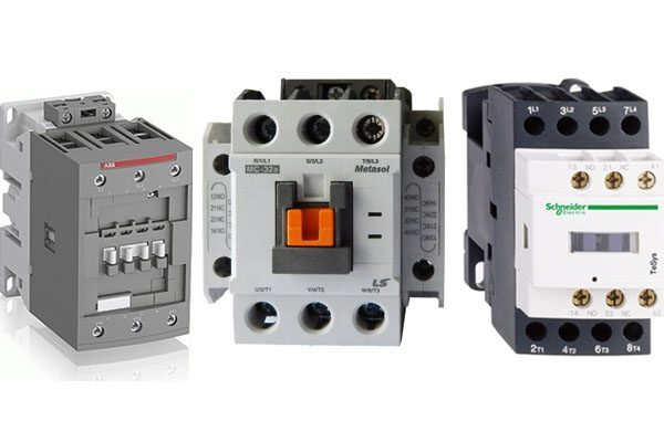 Tủ điện Schneider âm tường MIP22212, 24 Module